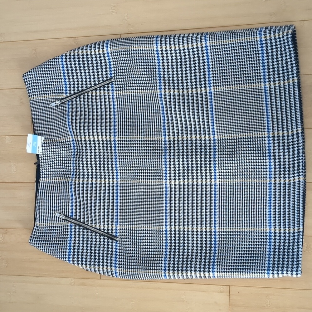 J. Mclaughlin Ross Pencil Skirt Herringbone Check New with Tag Size 2